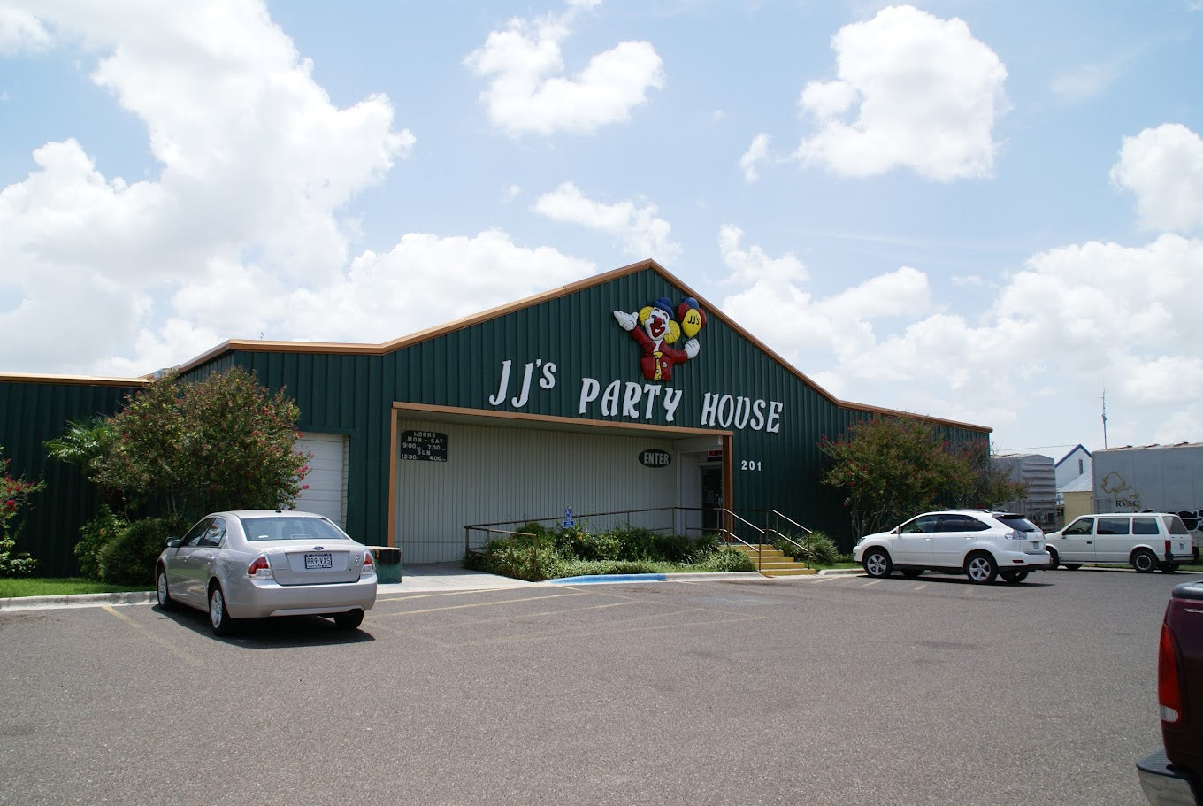 JJs Party House -Graduation party favors near me - McAllen